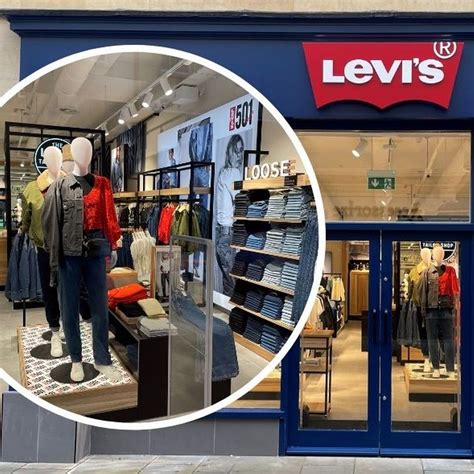 Opening hours Levi's Store Maasmechelen.